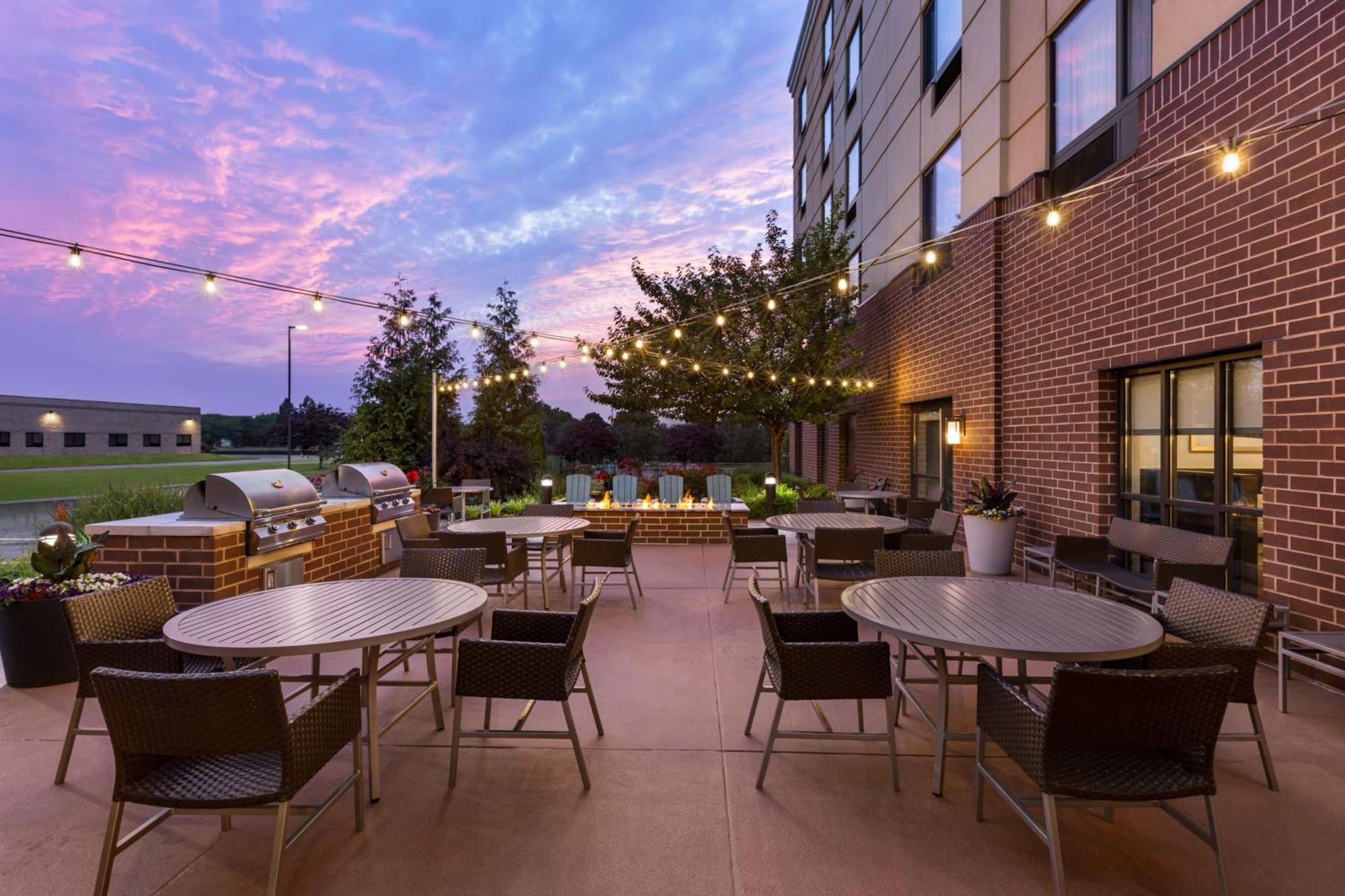 Towneplace Suites By Marriott Harrisburg West/Меканіксберґ Екстер'єр фото