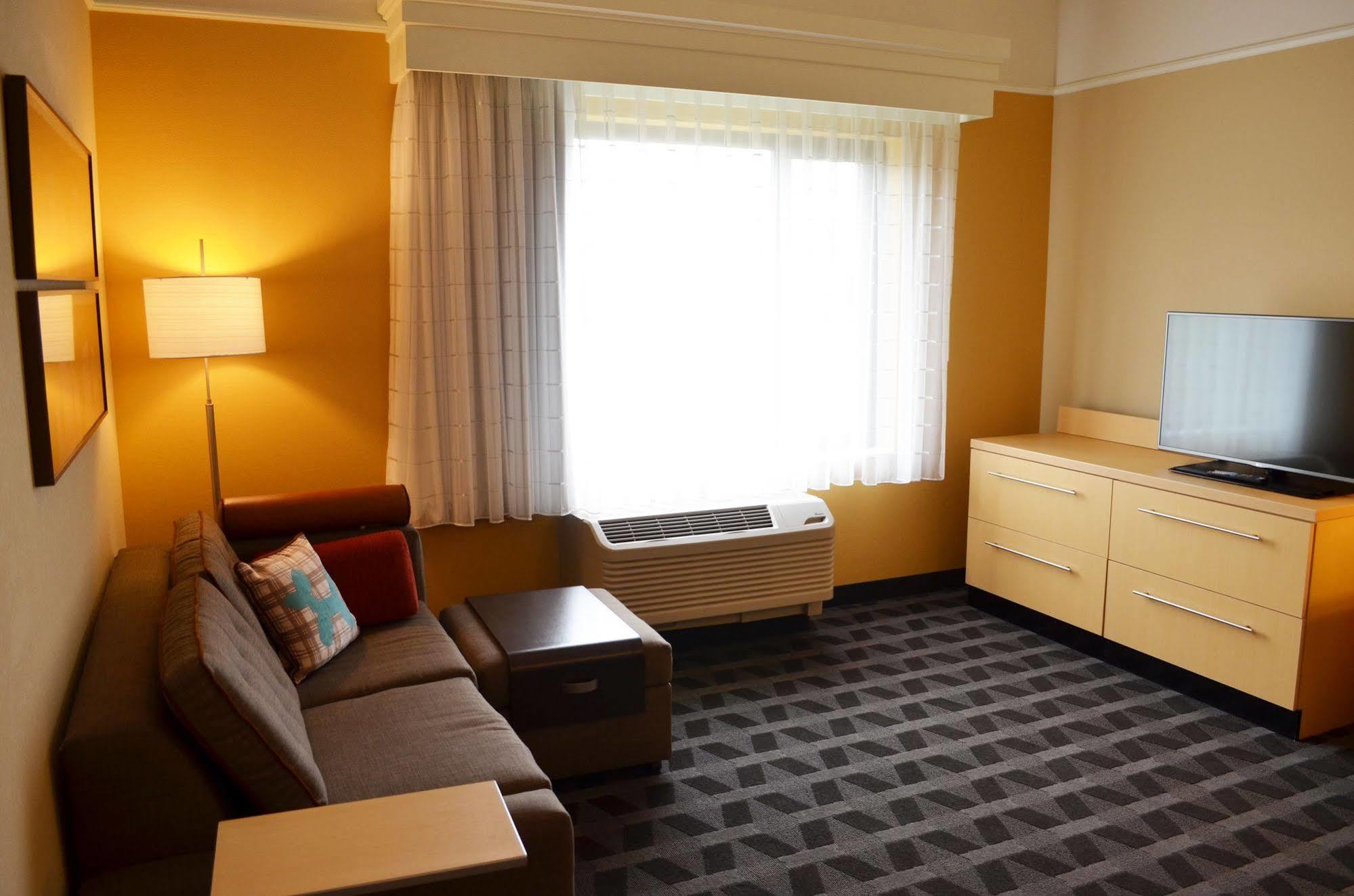 Towneplace Suites By Marriott Harrisburg West/Меканіксберґ Екстер'єр фото